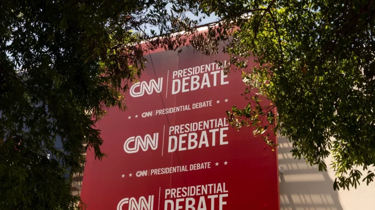 CNN’s facts-optional debate moderation is a gift to the liar